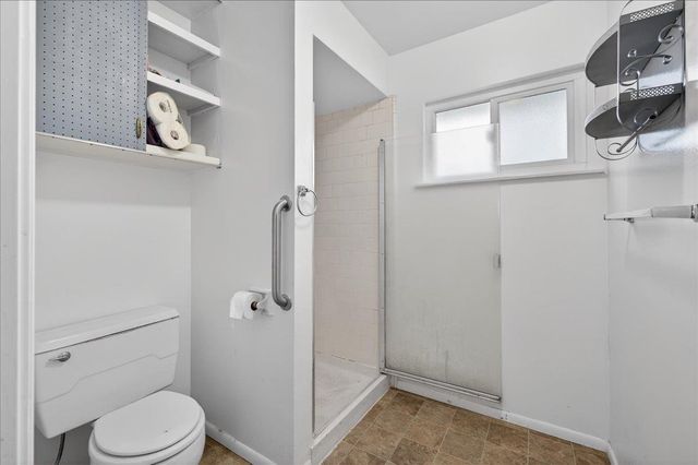 500 Friant Court, Bakersfield, CA 93309