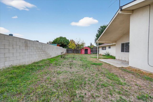 500 Friant Court, Bakersfield, CA 93309