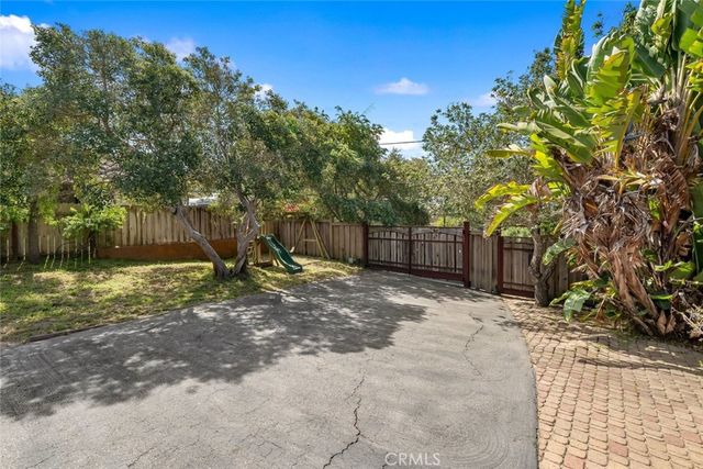 1875 Chester Lane, Cambria, CA 93428