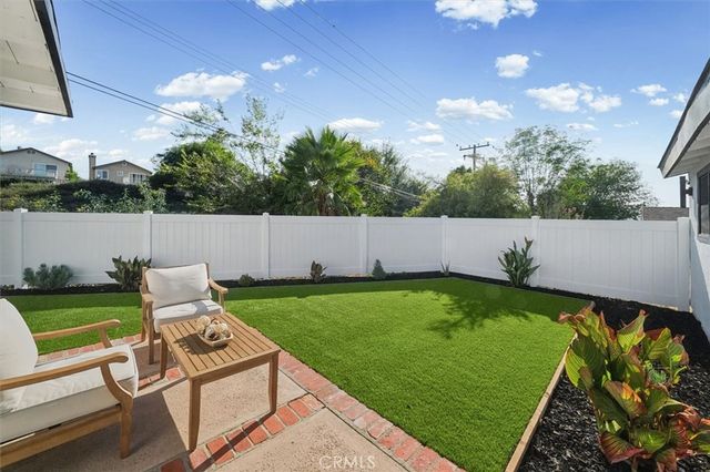 18640 Kimbrough Street, Canyon Country, CA 91351