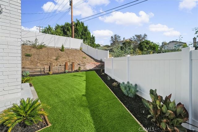 18640 Kimbrough Street, Canyon Country, CA 91351