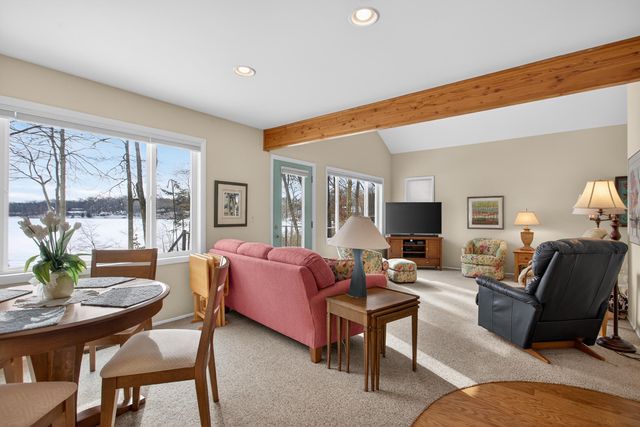 253 Westshore Drive, Liberty Twp-jackson, MI 49249