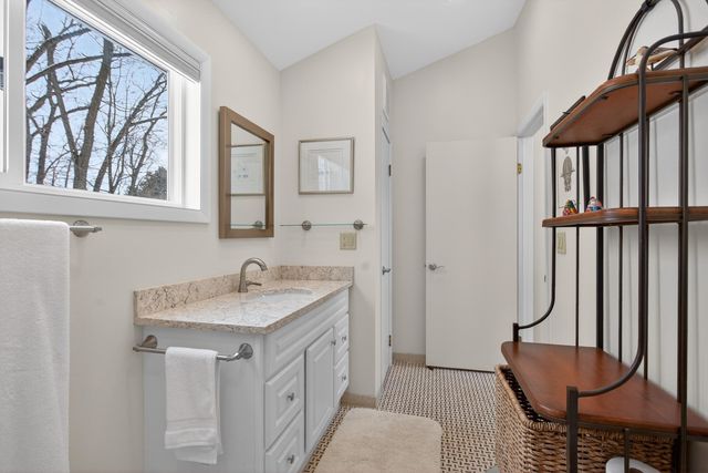 253 Westshore Drive, Liberty Twp-jackson, MI 49249