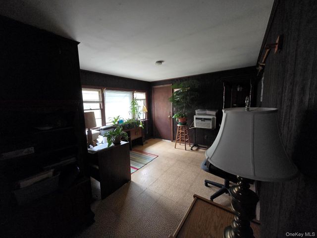 858 Fort Salonga Road, Northport, NY 11768