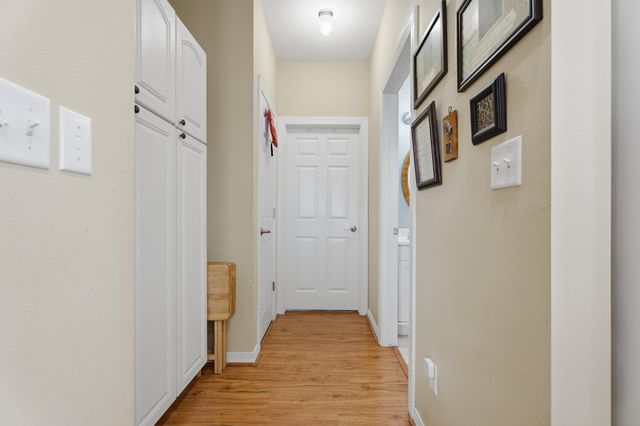 32180 S 627 Road, Grove, OK 74344