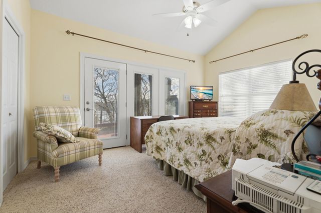 32180 S 627 Road, Grove, OK 74344