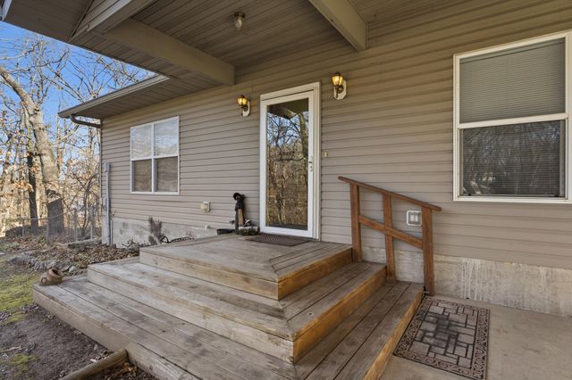 32180 S 627 Road, Grove, OK 74344