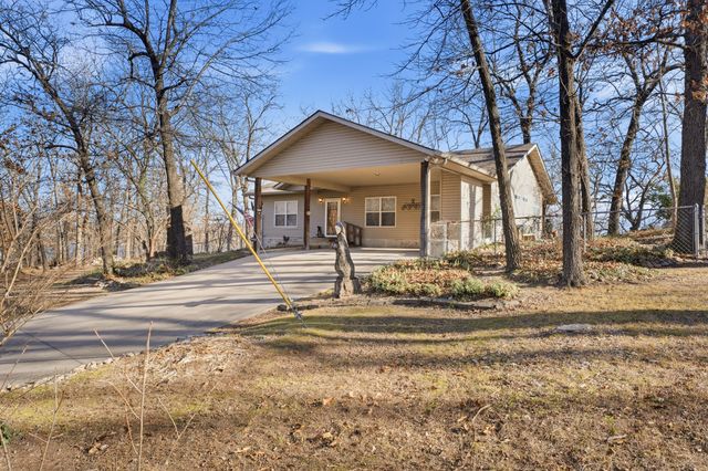 32180 S 627 Road, Grove, OK 74344