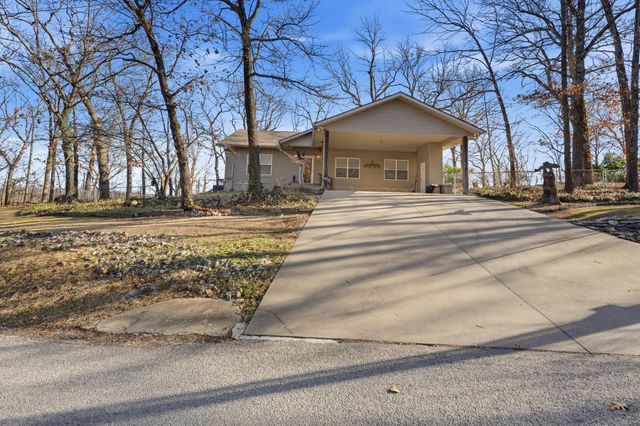 32180 S 627 Road, Grove, OK 74344