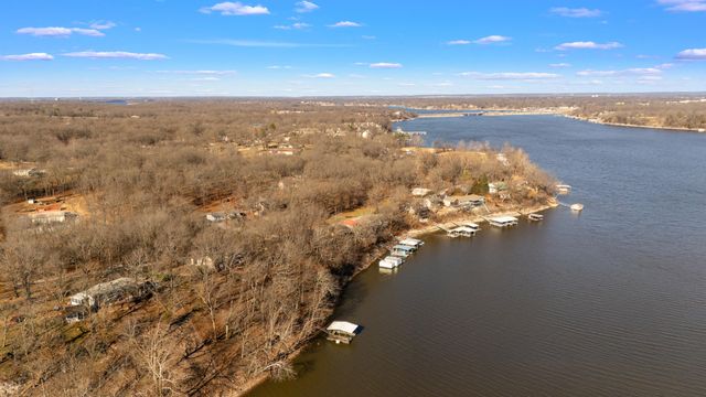 32180 S 627 Road, Grove, OK 74344