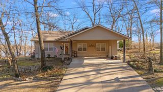32180 S 627 Road, Grove, OK 74344