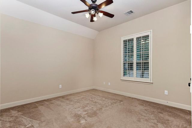 18 Chase Mills Place, Tomball, TX 77375
