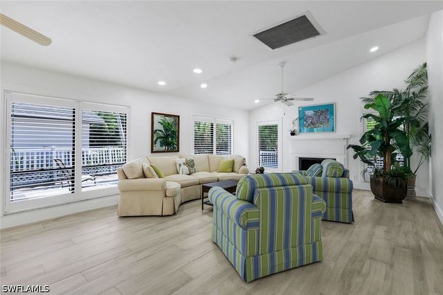 12286 McGregor Woods CIR, Fort Myers, FL 33908