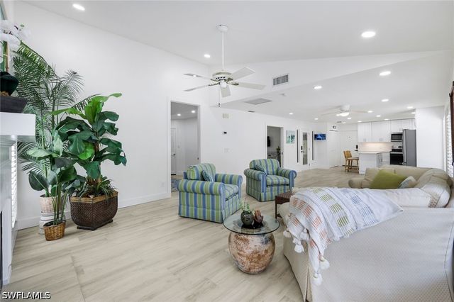 12286 McGregor Woods CIR, Fort Myers, FL 33908