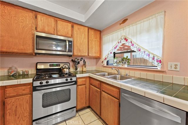 10492 Latour, Jurupa Valley, CA 91752