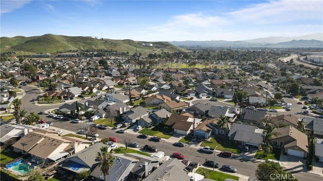 10492 Latour, Jurupa Valley, CA 91752