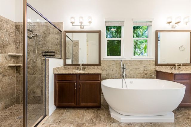 4703 TOBERMORY WAY, Bradenton, FL 34211