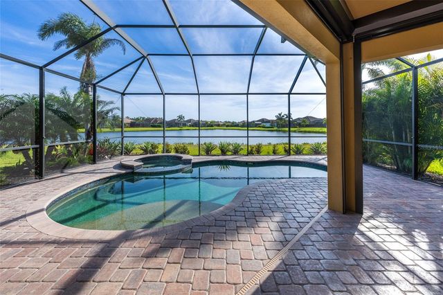 4703 TOBERMORY WAY, Bradenton, FL 34211