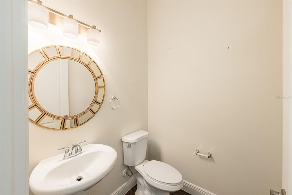 Image 19 of property listing at 4703 TOBERMORY WAY, Bradenton, FL 34211