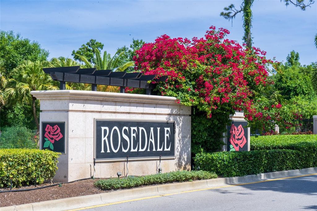 Image 3 of property listing at 4703 TOBERMORY WAY, Bradenton, FL 34211
