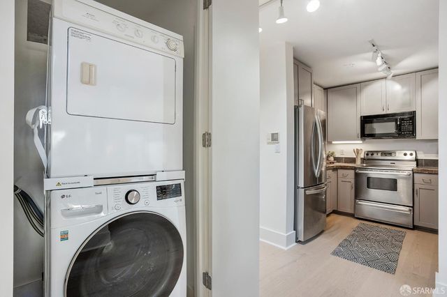 88 Hoff Street 104, San Francisco, CA 94110