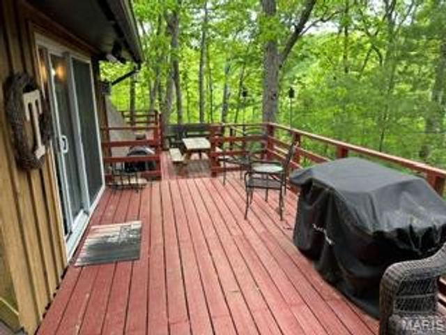 121 Crystal Lake Court, Wright City, MO 63390