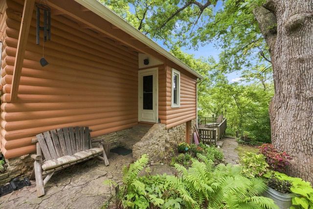 9650 N Brown Road, Edgerton, WI 53534
