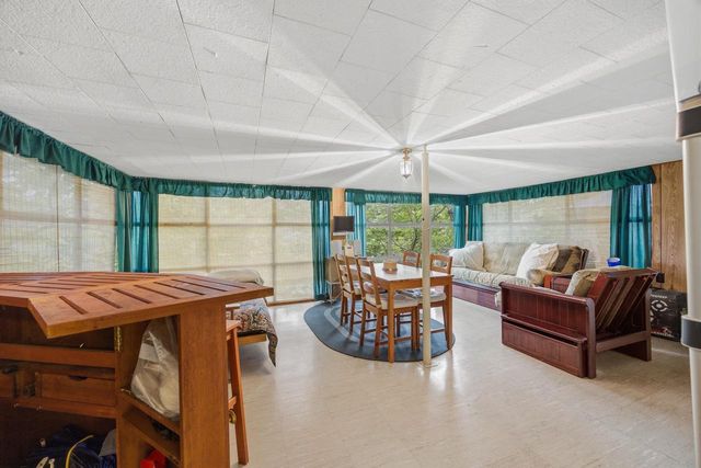 9650 N Brown Road, Edgerton, WI 53534