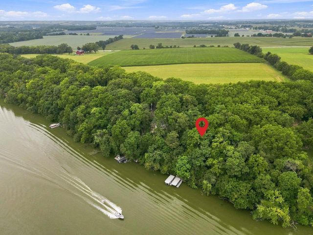 9650 N Brown Road, Edgerton, WI 53534