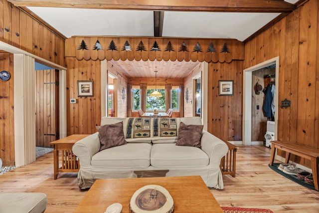 9650 N Brown Road, Edgerton, WI 53534