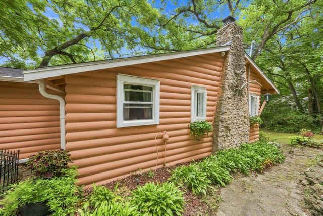9650 N Brown Road, Edgerton, WI 53534