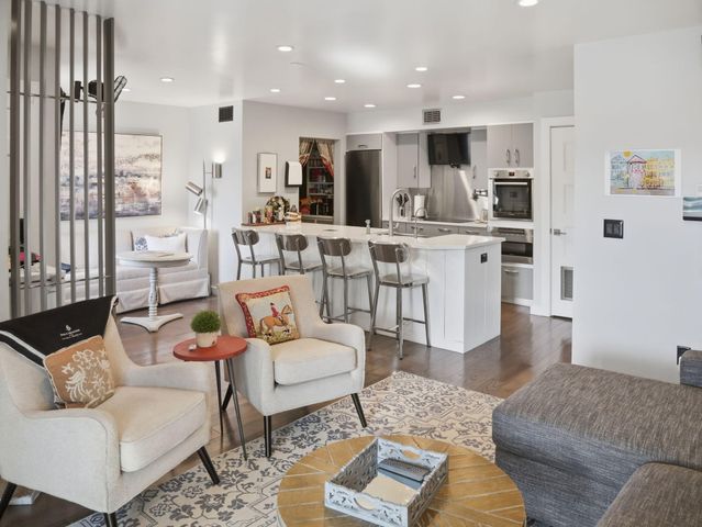 1481 Center Street 1102, Mount Pleasant, SC 29464