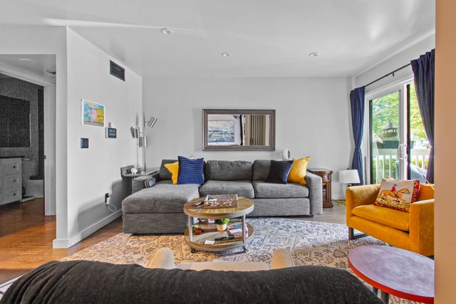 1481 Center Street 1102, Mount Pleasant, SC 29464
