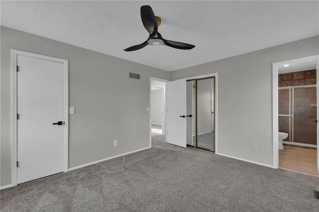 203 SE Winburn Trail, Lee's Summit, MO 64063