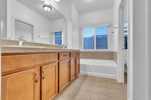 456 Eagle Dr, Ione, CA 95640