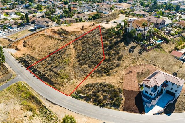 16527 Canyon Ridge Drive, Riverside, CA 92503