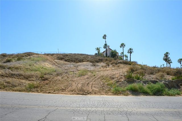 16527 Canyon Ridge Drive, Riverside, CA 92503