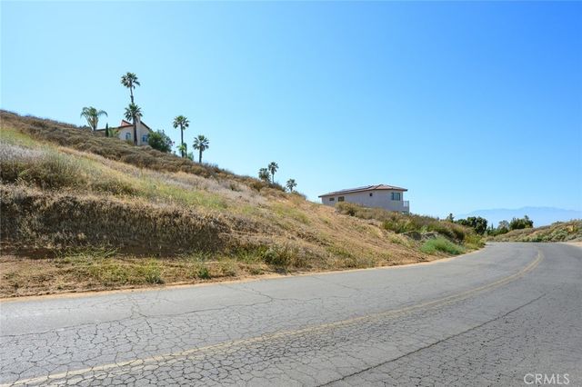 16527 Canyon Ridge Drive, Riverside, CA 92503