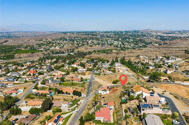 16527 Canyon Ridge Drive, Riverside, CA 92503