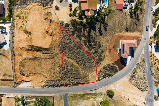 16527 Canyon Ridge Drive, Riverside, CA 92503