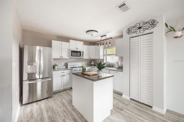3064 SE 21ST LANE, Gainesville, FL 32641
