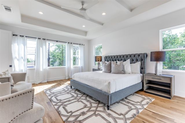 7323 Casa Loma Avenue, Dallas, TX 75214