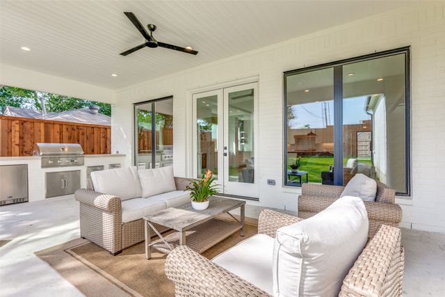 7323 Casa Loma Avenue, Dallas, TX 75214