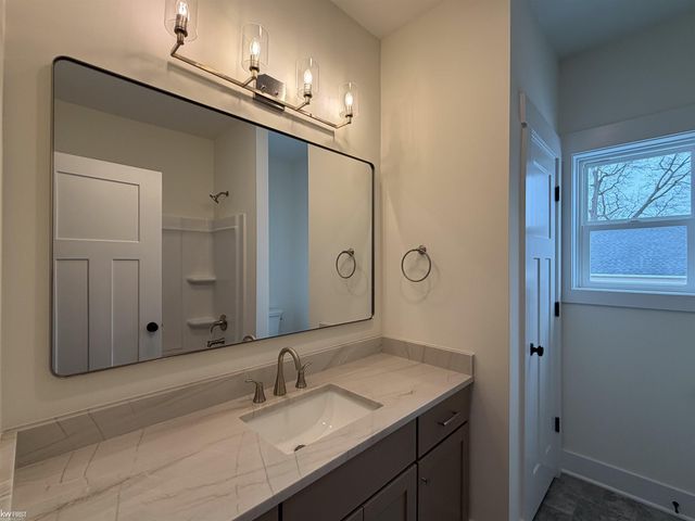 5311 Championship Drive, Fenton Twp, MI 48451