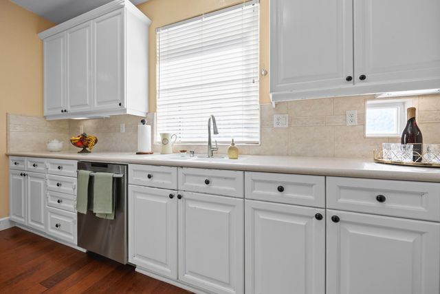 4001 Bella Tuscany Dr, Modesto, CA 95356