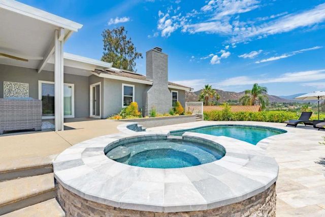 15715 Ziegler Court, Ramona, CA 92065