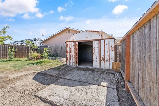 13919 Highway Ave, Hanford, CA 93202