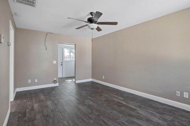 13919 Highway Ave, Hanford, CA 93202