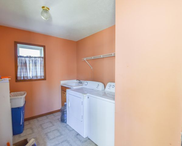 307 Railroad Street, Union City Vllg, MI 49094