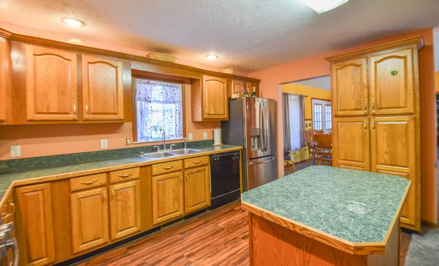 307 Railroad Street, Union City Vllg, MI 49094